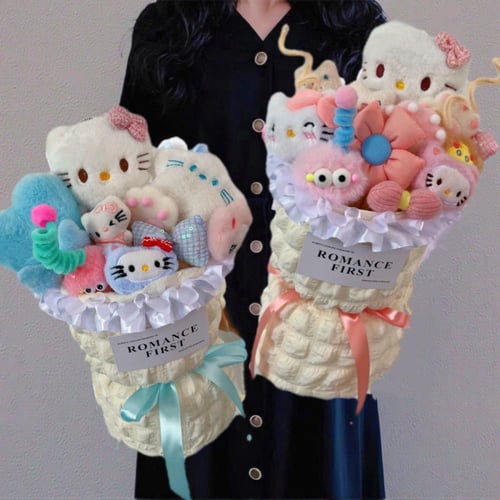 باقة هيلو كيتي مع الكيس