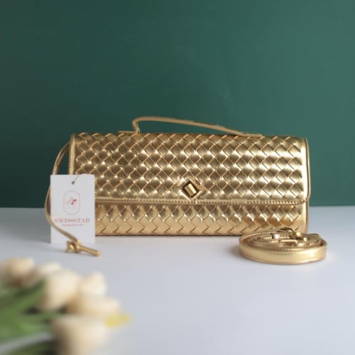 شنطة بوتيغا أنديامو كلتش BT101