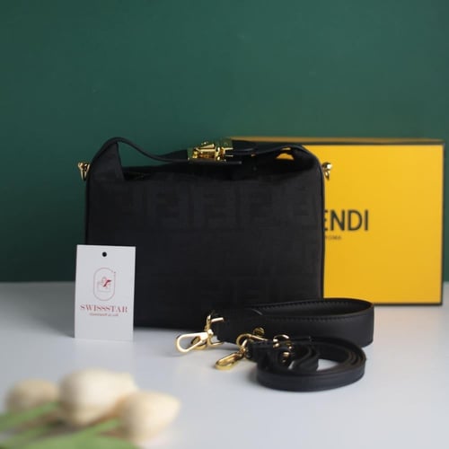 شنطة فندي F120