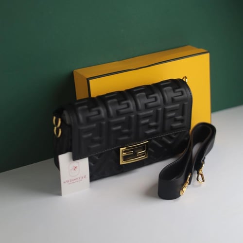 شنطة فندي نسائي F145