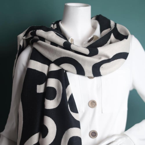 شالات لويفي LO104