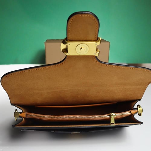 شنطة كوتش تابي بعلامة كوتش 26 CO118