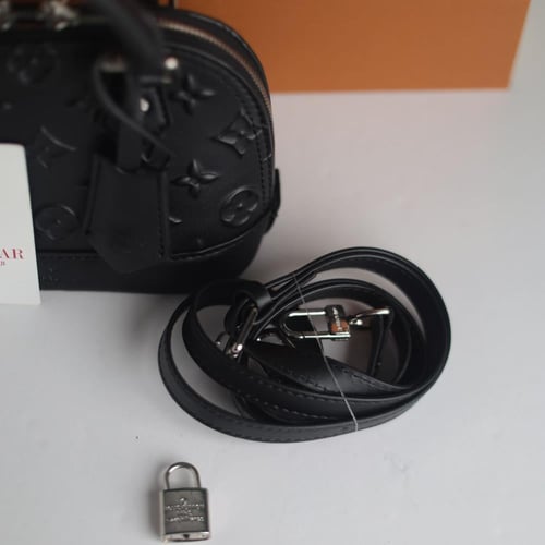 شنطة نسائي لويس فيتون LF141