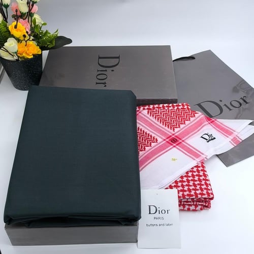 شماغ وثوب ديور