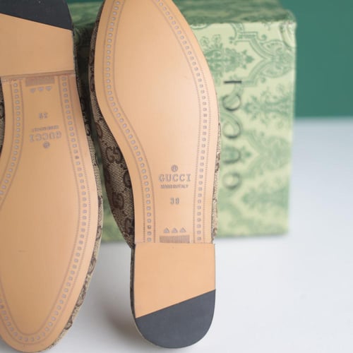 سليبر قوتشي برنستاون نسائي GO101