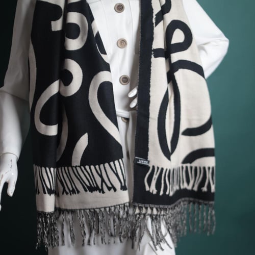 شالات لويفي LO104