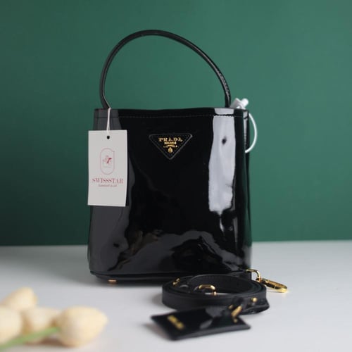 برادا بانير صغير B106