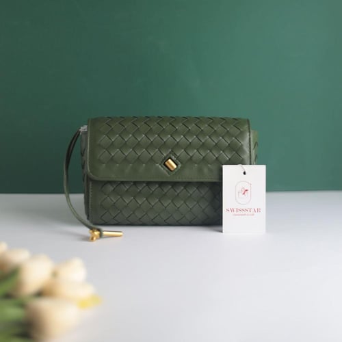 شنطة بوتيغا أنديامو كروس BT103