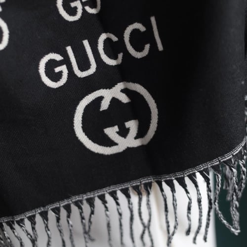 شال قوتشي G10