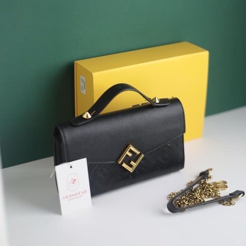 شنطة فندي نسائي F111