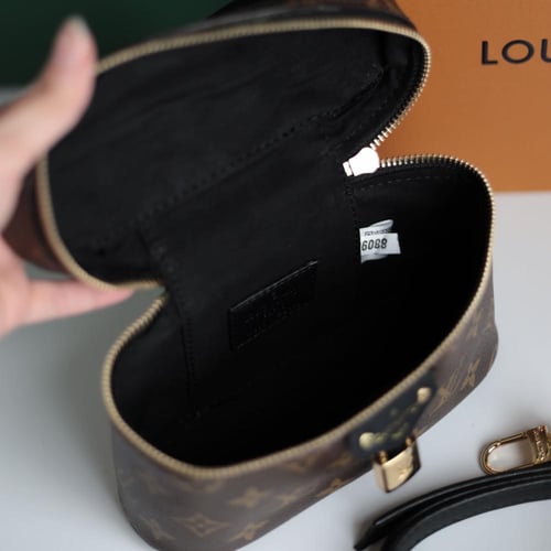 شنطة لويس فيتون نانو LF120