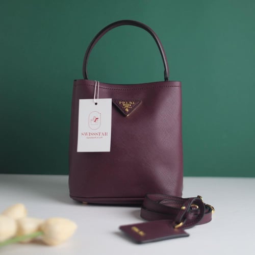 برادا بانير صغير B106