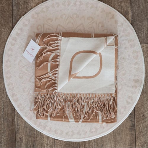 شال فالنتينو VA102