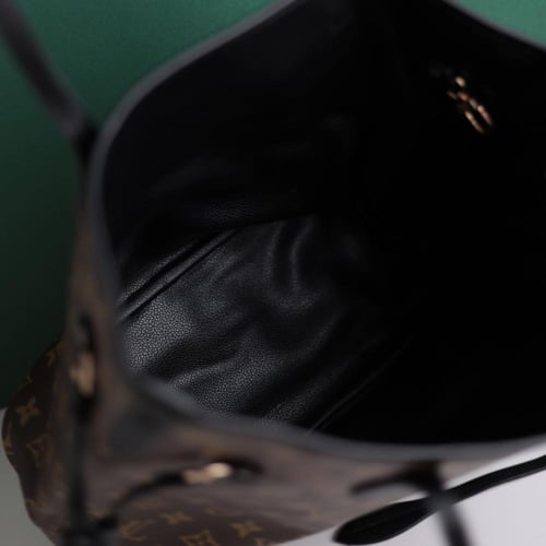 لويس فيتون نيفرفول LF142