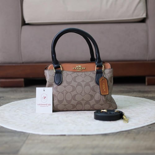 شنطة كوتش دارسي كارييل CO125