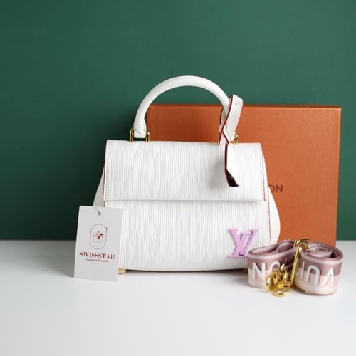 شنطة لويس فيتون كابوسينس LF108