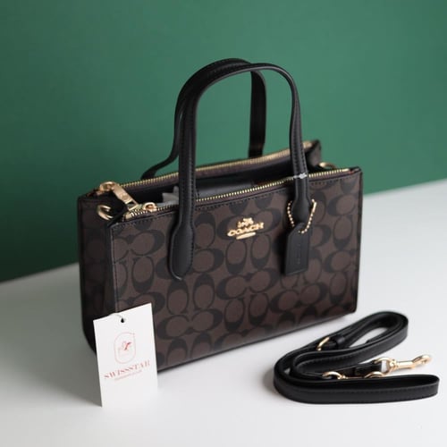 شنطة كوتش تاتوم كارييل صغير CO150