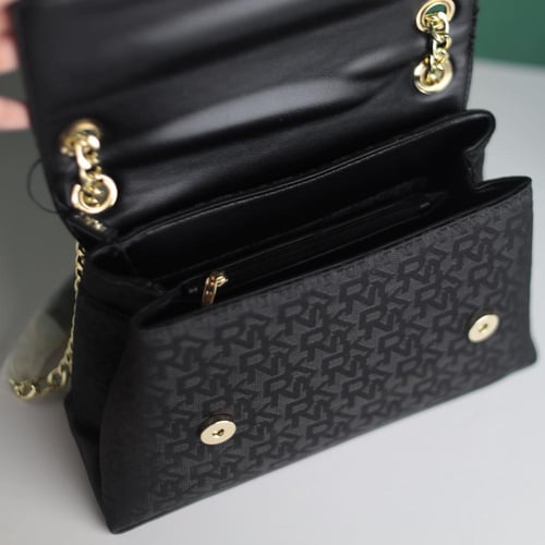 شنطة دكني نسائي D123