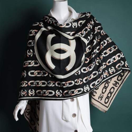 شال شانيل C10