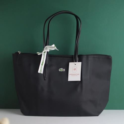 شنطة لاكوست LA102