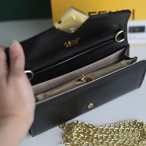 شنطة فندي باجيت F144