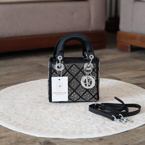 ليدي ديور R101