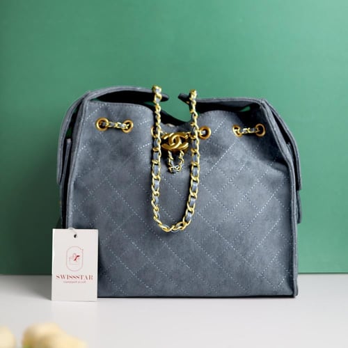 شنطة شانيل كوكو هاند باق C108