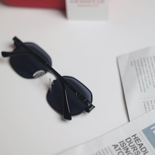 نظارة كارتيير - CR105