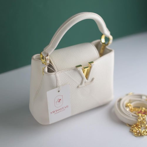 شنطة لويس فيتون كابوسينس LF130