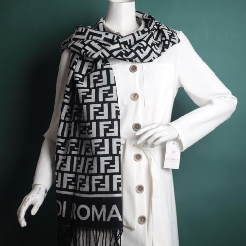 شال فندي F110