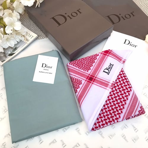 شماغ وثوب ديور