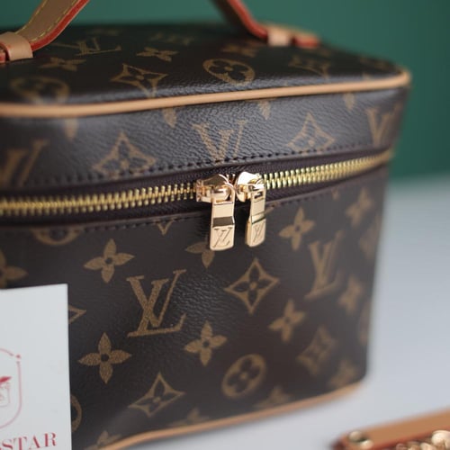 شنطة لويس فيتون فانيتي لارج LF118