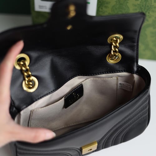 شنط قوتشي مارمونت G254