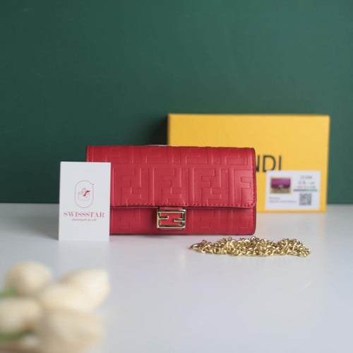 شنطة فندي باجيت F133