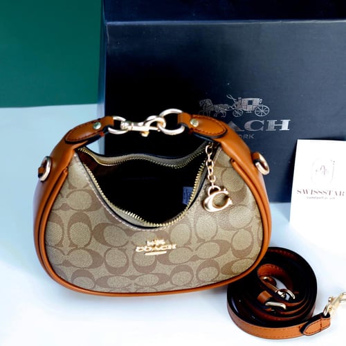 شنطة كوتش جوني Co138