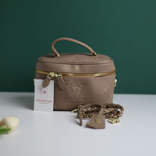 شنطة لويس فيتون نانو LF114