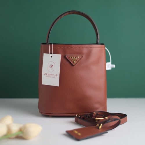 برادا بانير صغير B106