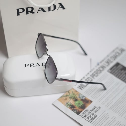 نظارة برادا - P2