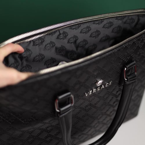 شنطة فيرزاتشي لابتوب VR1