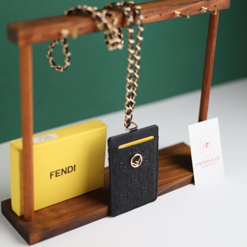 حامل بطاقات فندي F15