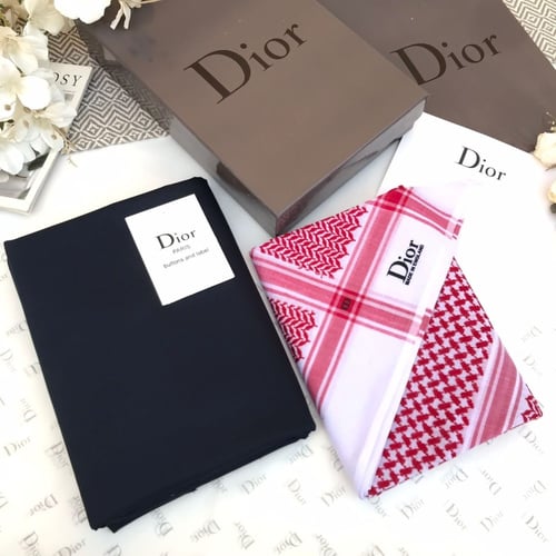 شماغ وثوب ديور