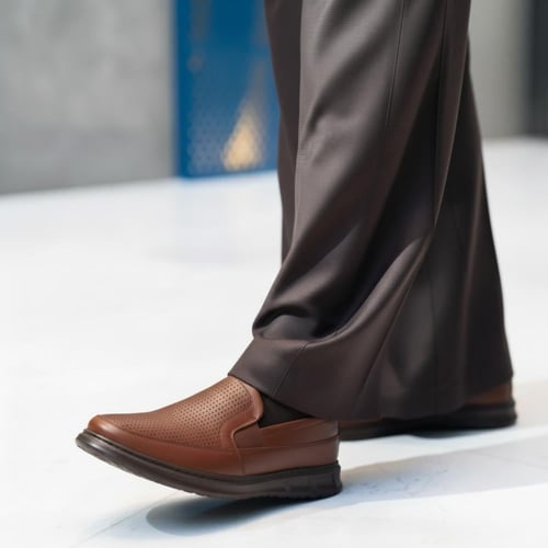 حذاء (DAILY) Comfort جلد بقر طبيعي باللون الجملي