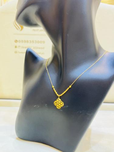 عقد موديل روبورتو