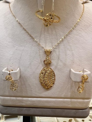 نصف طقم الزيتون الفاخر