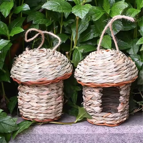 عش للطيور من السعف حجم كبير