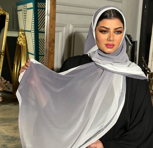 طرحة بطرف ابيض وليلكي فاتح