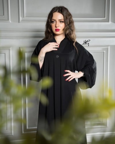 عباية كلوش مسكره من الامام