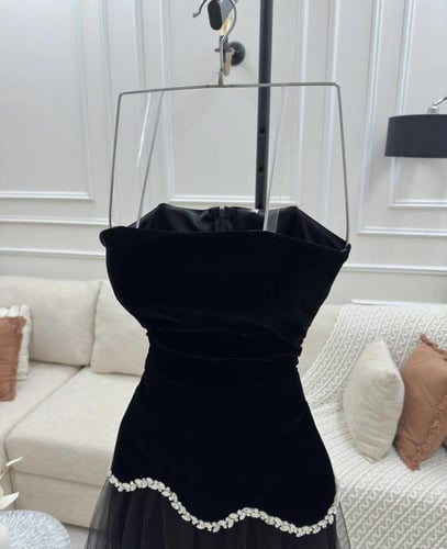 فستان سهره مخمل وتل مزين بالكرستال