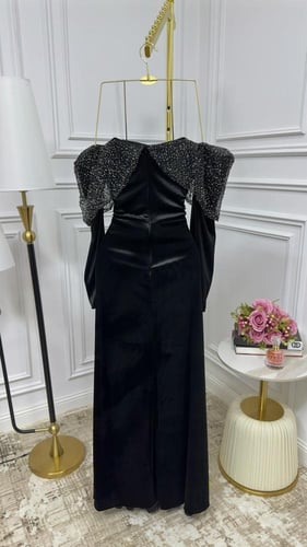 فستان مخمل فصوص