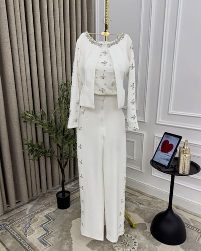 جمبسوت مزين بالفصوص